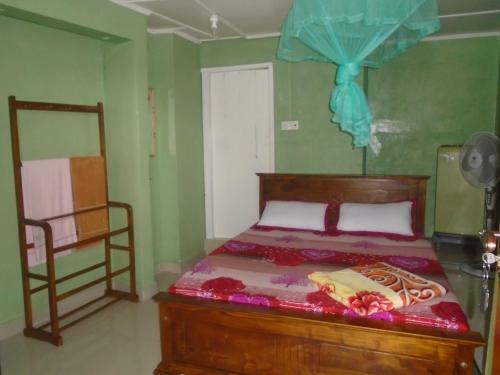 Bed & Breakfast B.rose House