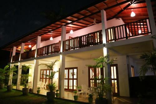Villa Hikka Resort