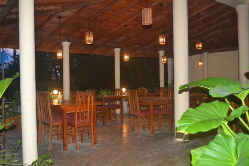 Surf Lanka Hotel
