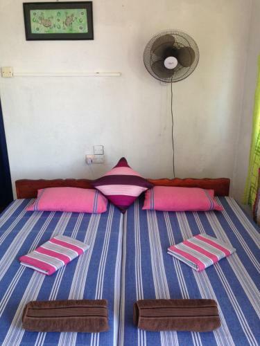 Hostal Sayuri Beach Hotel