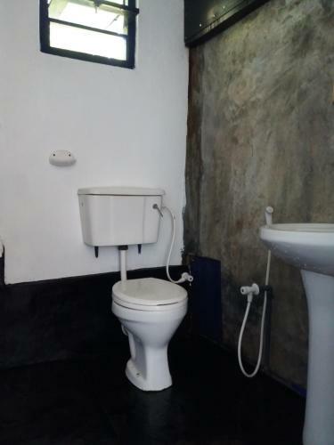 Hostal Sayuri Beach Hotel