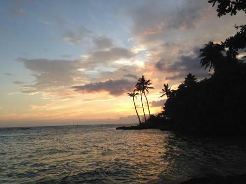 Hostal Sayuri Beach Hotel