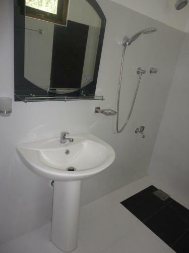 Bed & Breakfast Ritz Surf Resort