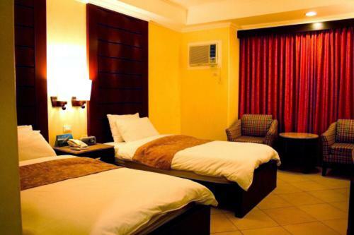 Mo2 Westown Hotel - Mandalagan
