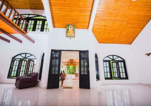 Hotel Latheena Resort