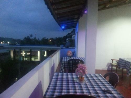 Hostal Sun Ocean Inn Mirissa