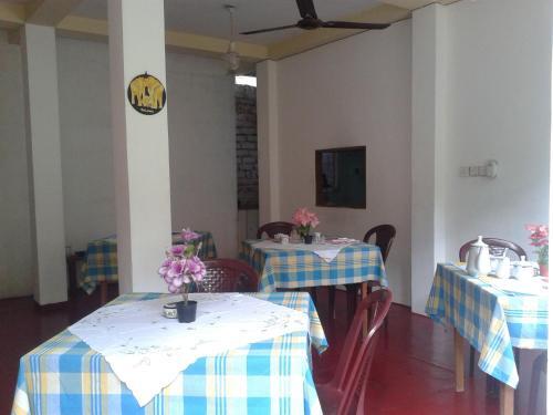 Hostal Sun Ocean Inn Mirissa