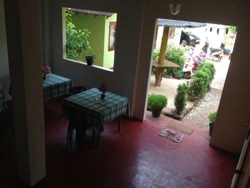 Hostal Sun Ocean Inn Mirissa