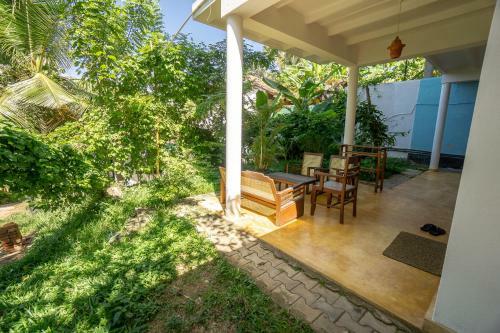 Villa Surf & Yoga Mirissa