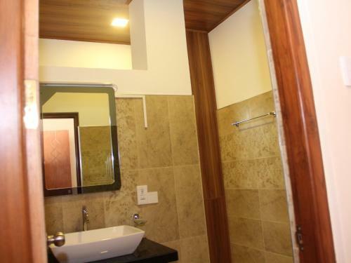 Hotel Mirissa Regent