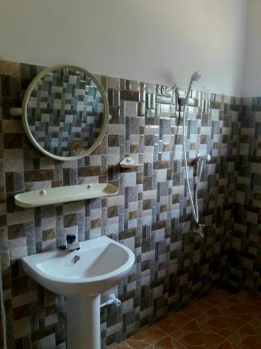 Hostal Sunray Rest - Beach View Homestay