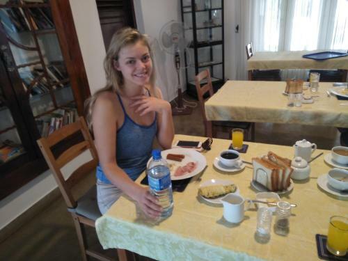 Hostal Dions Guest House