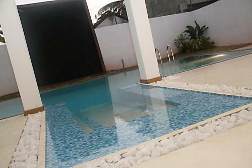 Hostal Binnacle Negombo