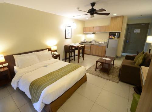 Lodge Azalea Residences Baguio