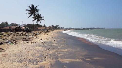 Hostal Winston Beach Guest House