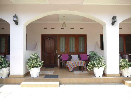 Hostal Ocean View Tourist Guest House