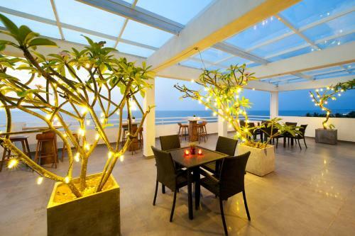 The Beach - All Suite Hotel