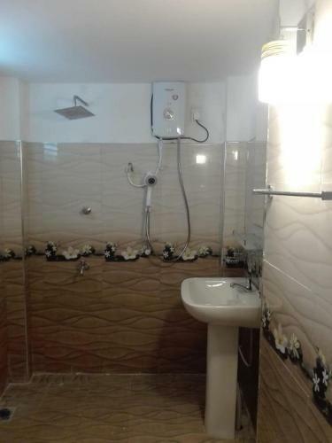 Hostal Alexandra Family Villa