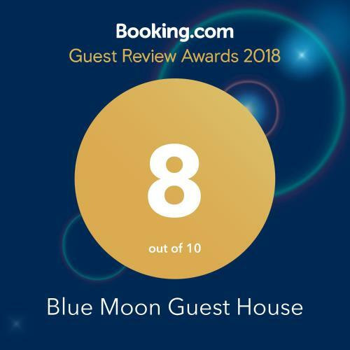 Hostal Blue Moon Guest House