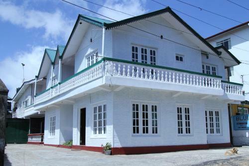 Hostal Blue Moon Guest House