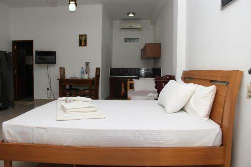 Hostal Shanith Guesthouse