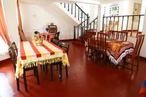 Bed & Breakfast Whiteford Holiday Bungalow