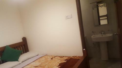 Hotel New Tour Inn