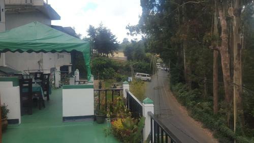 Hotel New Tour Inn