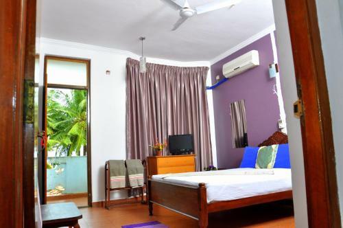 Hostal Blumarine Guest House