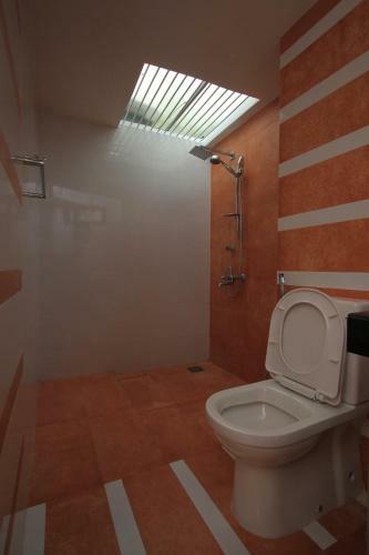 Hostal Breezy Villa