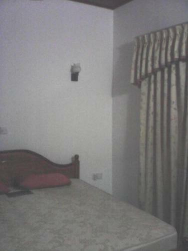 Hostal L.l.p. Guest House