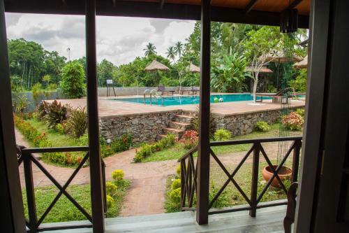 Villa Pinnawala & Restaurant