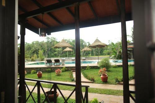 Villa Pinnawala & Restaurant