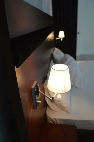 Hotel Intellectual Inn, Bahria Town