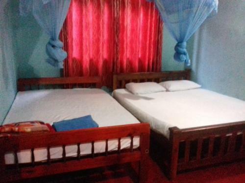 Hostal Thisal Guest House