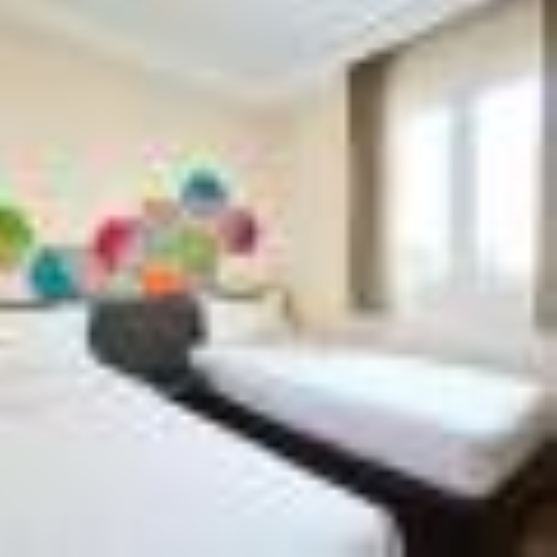 Fragrance Hotel Emerald