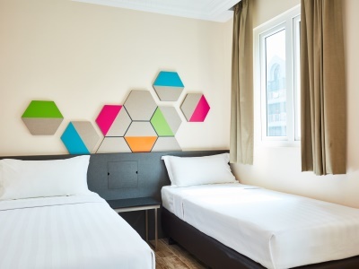 Fragrance Hotel Emerald