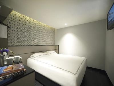 Hotel 81 Opera