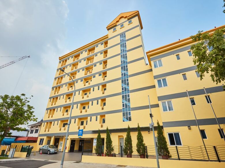 Fragrance Hotel - Crystal