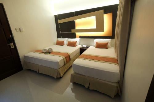 Southpole Central Hotel