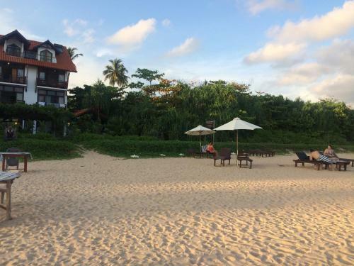 Hotel Talalla Bay Beach