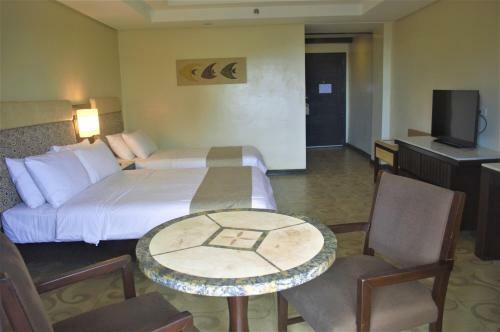 Hotel Coron Westown Resort
