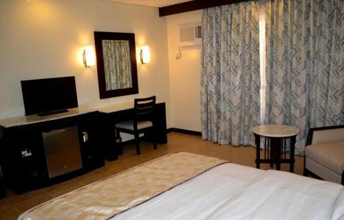 Hotel Coron Westown Resort