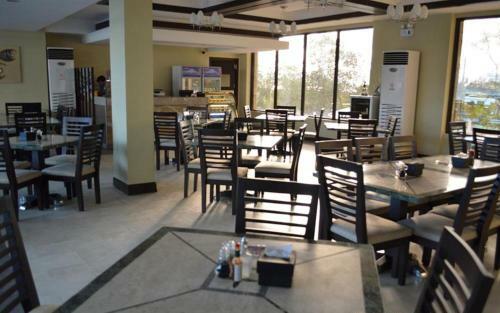Hotel Coron Westown Resort