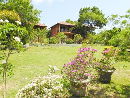Hostal Eagles Nest Cabanas