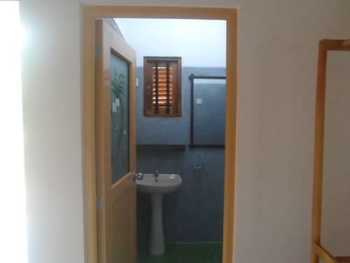 Sunshadow Chalet