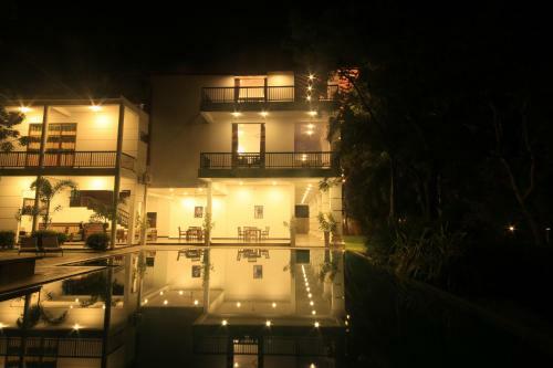Hotel Diya Dahara Resort