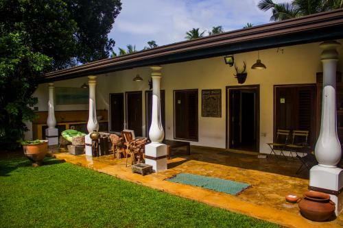 Mahawewa Villa