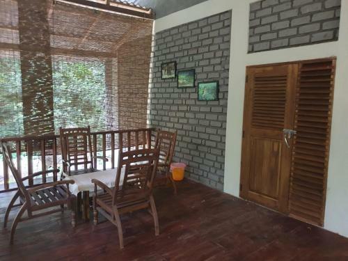 Jungle House