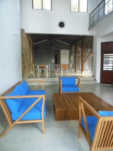 Hotel Isana Beach House